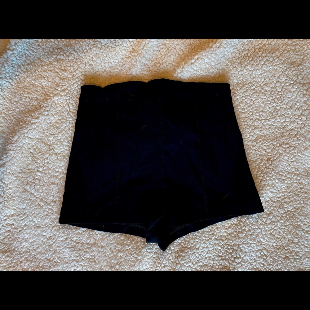 Charlotte Russe Stretchy zipper up hot pants